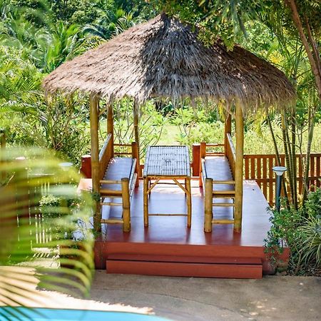 Villa Siam Lanna At Kantiang Bay Koh Lanta Exterior photo